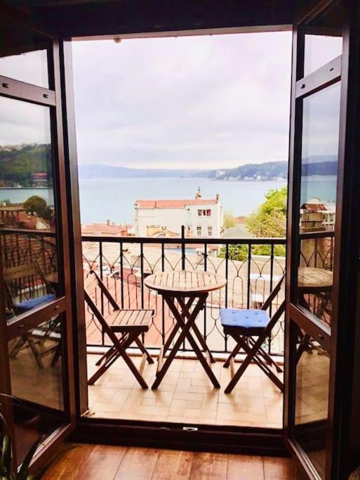 Historic Wooden House With Bosphorus View Appartement